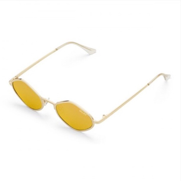 “The Quay X Kylie SUNGLASSES “ - Picture 2 of 3